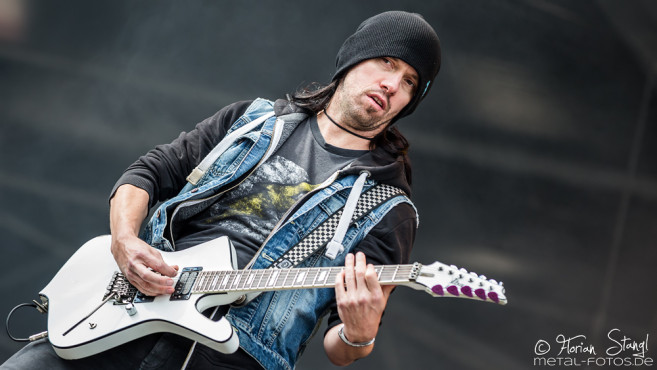 dragonforce-bang-your-head-2016-14-07-2016_0004