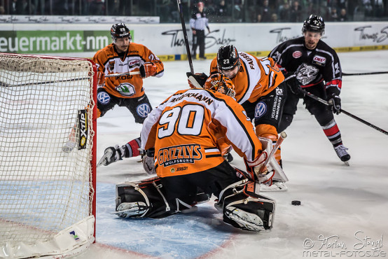 thomas-sabo-ice-tiger-vs-grizzlys-wolfsburg-arena-nuernberg-10-04-2016_0046