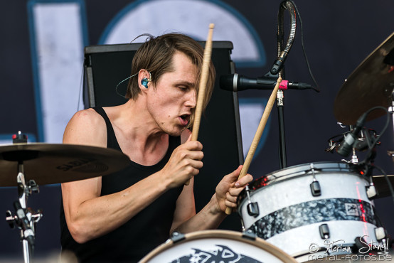 royal-republic-rock-im-park-07-06-2015_0009