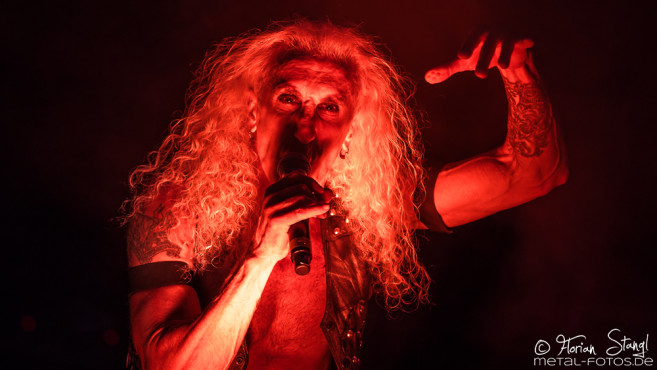 twisted-sister-bang-your-head-2016-15-07-2016_0032