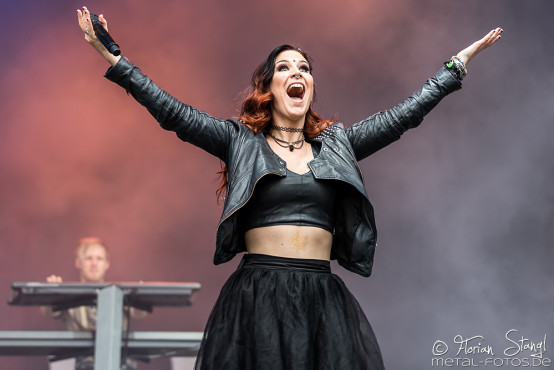 delain-masters-of-rock-11-7-2015_0057