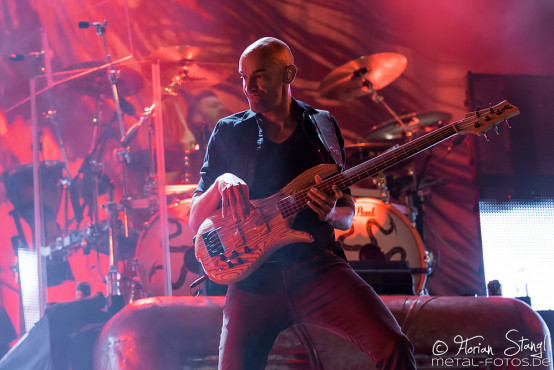 within-temptation-masters-of-rock-9-7-2015_0041