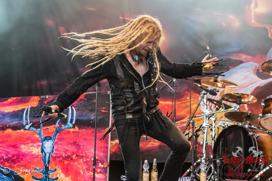 korpiklaani-summer-breeze-2013-15-08-2013-14