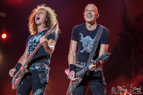 accept-bang-your-head-18-7-2015_0078