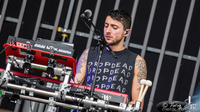 bring-me-the-horizon-rock-im-park-2016-03-06-2016_0024