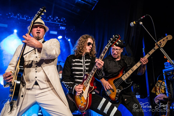 dr-woos-rocknroll-circus-pyras-classic-rock-2014-9-8-2014_0020