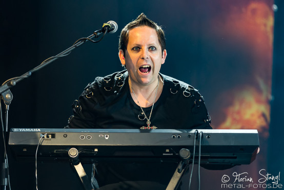 bloodbound-masters-of-rock-9-7-2015_0005