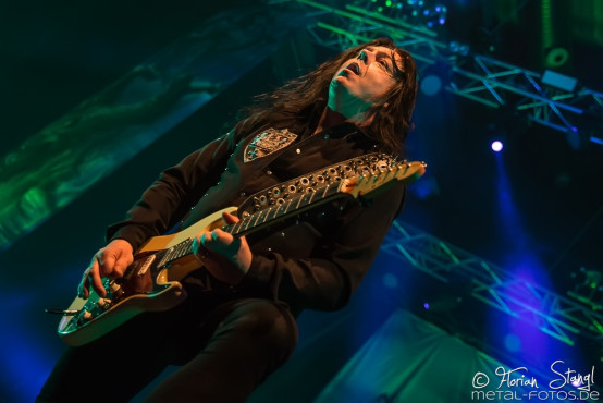 hammerfall-brose-arena-bamberg-07-02-2015_0049