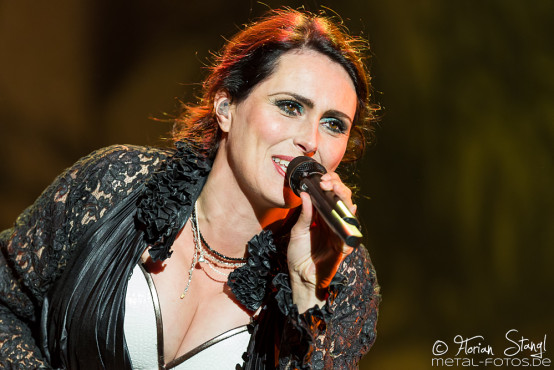 within-temptation-masters-of-rock-9-7-2015_0008