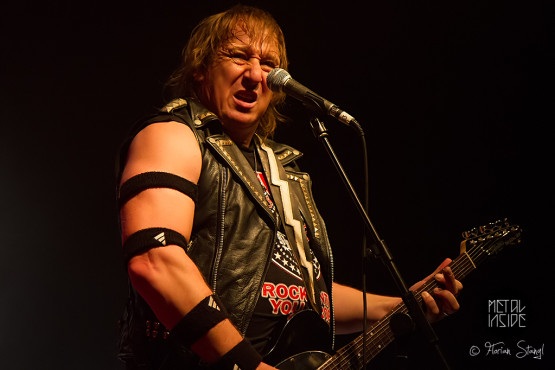 raven-metal-assault-wuerzburg-2-2-2013-25