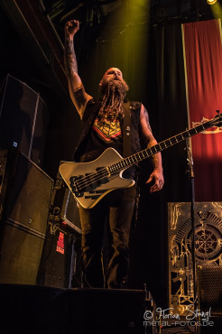five-finger-death-punch-zenith-muenchen-14-11-2013_19