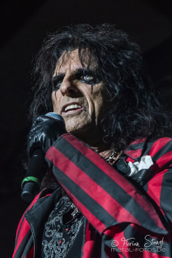 alice-cooper-stadthalle-lichtenfels-04-08-2013-19