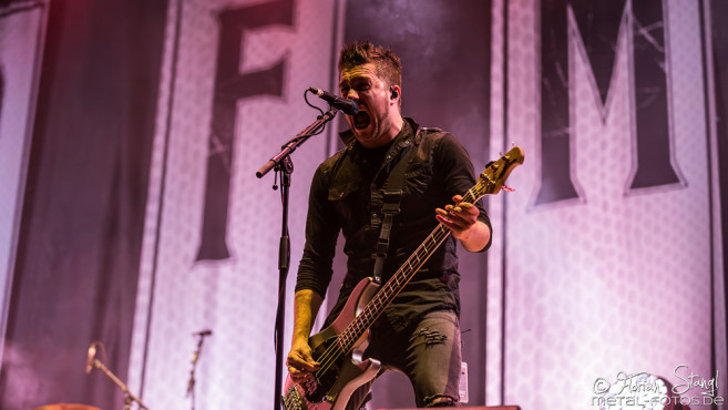 bullet-for-my-valentine-rock-im-park-2016-06-06-2016_0050