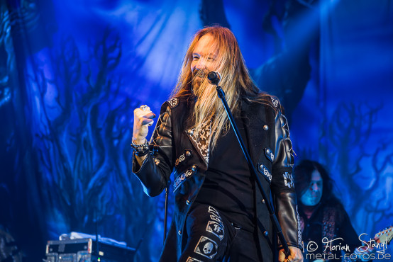 hammerfall-eventhalle-geiselwind-12-12-2015_0085