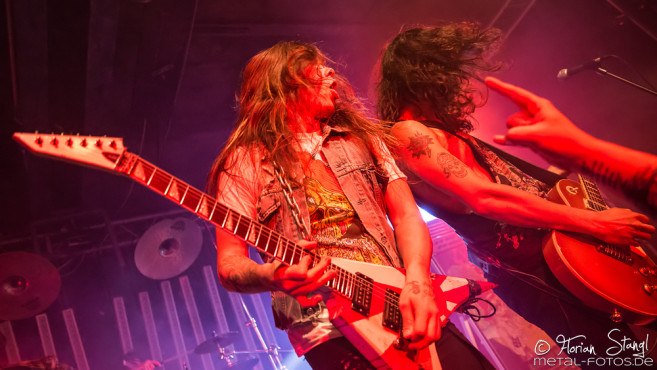 skull-fist-der-cult-nuernberg-20-10-2016_0031