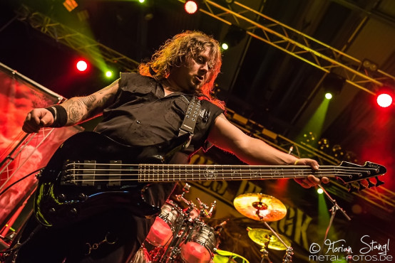 serious-black-brose-arena-bamberg-07-02-2015_0010