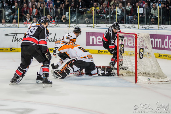 thomas-sabo-ice-tiger-vs-wolfsburg-grizzlys-arena-nuernberg-05-04-2016_0027