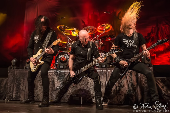 hammerfall-brose-arena-bamberg-07-02-2015_0029