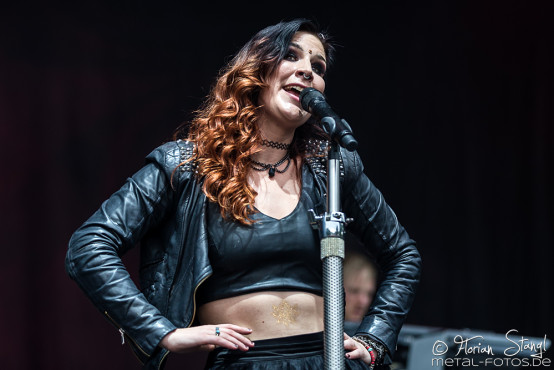 delain-masters-of-rock-11-7-2015_0031