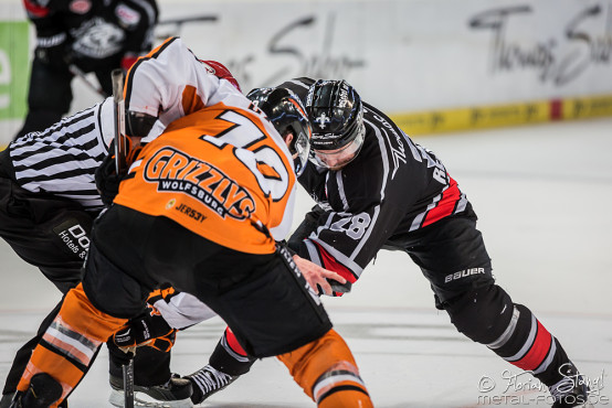 thomas-sabo-ice-tiger-vs-grizzlys-wolfsburg-arena-nuernberg-10-04-2016_0038