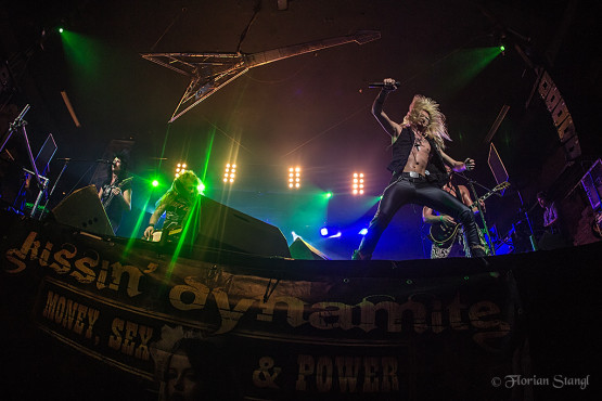 kissin-dynamite-30-11-2012-rockfabrik-nuernberg-102