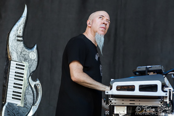 dream-theater-bang-your-head-18-7-2015_0032
