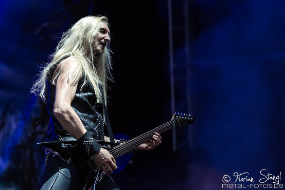 hammerfall-masters-of-rock-10-7-2015_0059