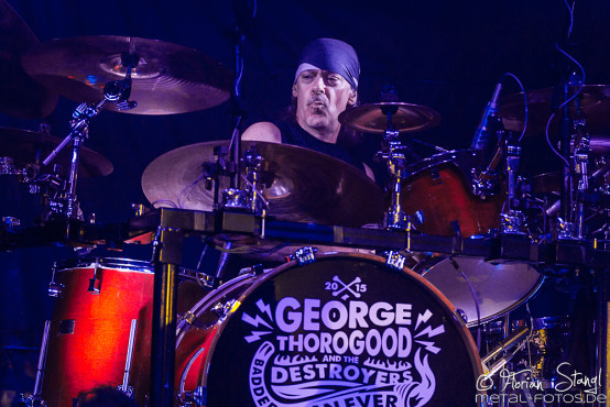 george-thorogood-the-destroyers-loewensaal-nuernberg-24-7-2015_0039
