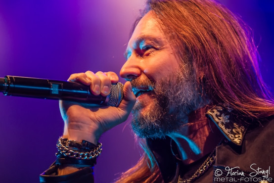 hammerfall-brose-arena-bamberg-07-02-2015_0059