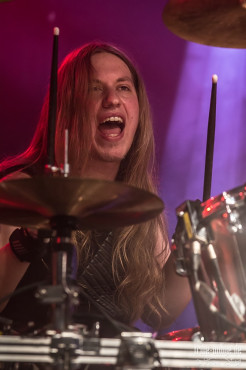 majesty-hirsch-nuernberg-20-12-2013_38