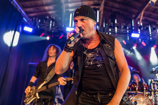 axxis-classic-rock-night-8-8-2015_0047