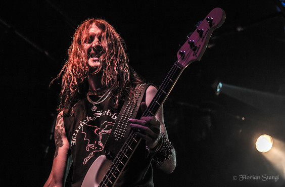 grave-12-9-2012-hirsch-nuernberg-80