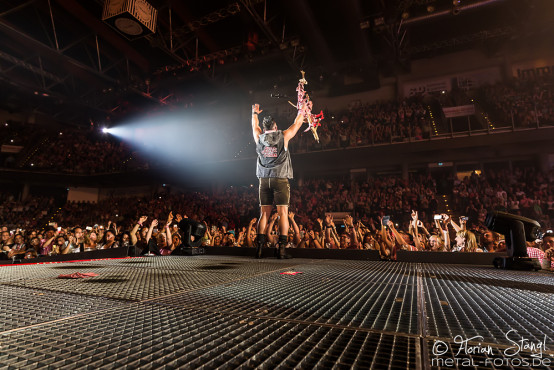 andreas-gabalier-arena-nuernberg-01-10-2015_0018