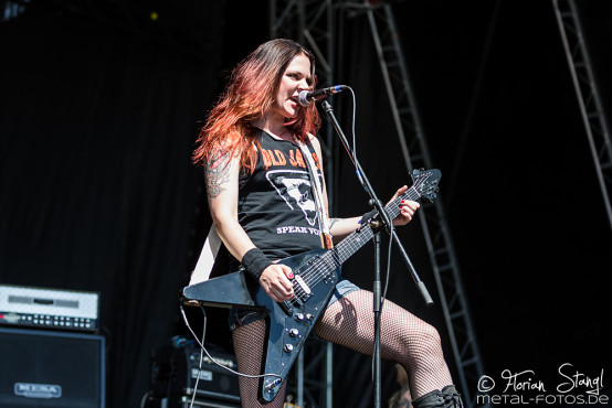 crucified-barbara-masters-of-rock-11-7-2015_0038