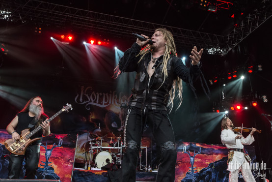korpiklaani-beastival-2013-01-06-2013-16