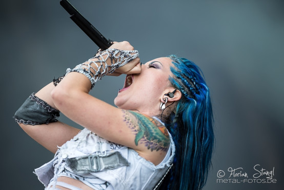 arch-enemy-summer-breeze-2014-14-8-2014_0073