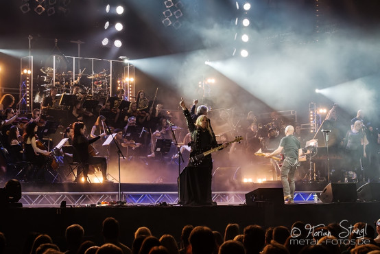 mick-box-bernie-shaw-rock-meets-classic-arena-nuernberg-13-03-2014_0017