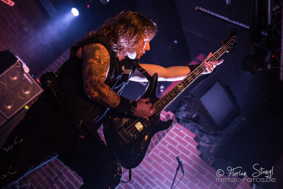 emergency-gate-rockfabrik-nuernberg-9-10-2014_0019