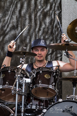 steel-engraved-basinfirefest-28-6-2014_0029