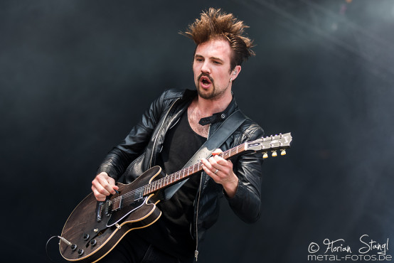 royal-republic-rock-im-park-07-06-2015_0036