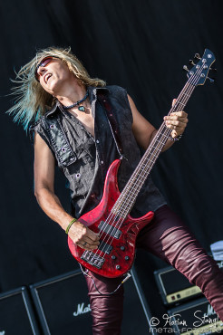 yt-bang-your-head-18-7-2015_0029