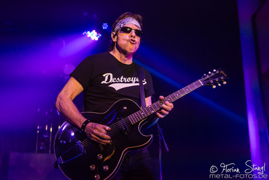 george-thorogood-the-destroyers-loewensaal-nuernberg-24-7-2015_0027