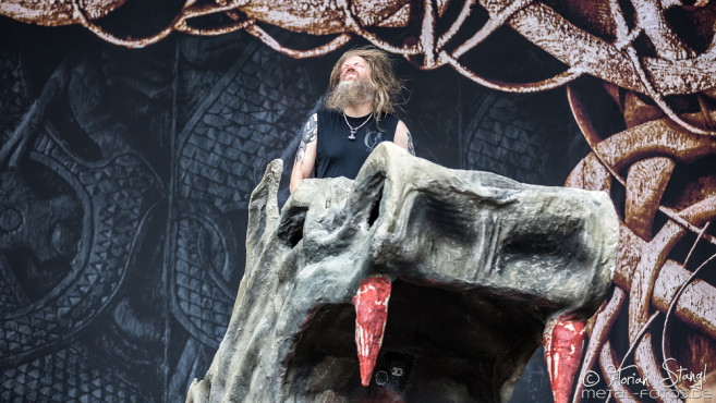 amon-amarth-rock-im-park-2016-04-06-2016_0024
