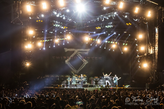 twisted-sister-byh-2014-12-7-2014_0069