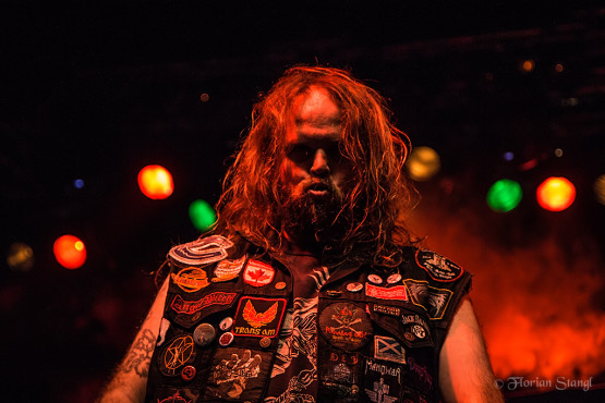 3-inches-of-blood-12-10-2012-musichall-geiselwind-27