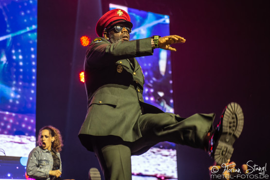 90s-Super-Show-Arena-Nuernberg-22-11-2025_0041