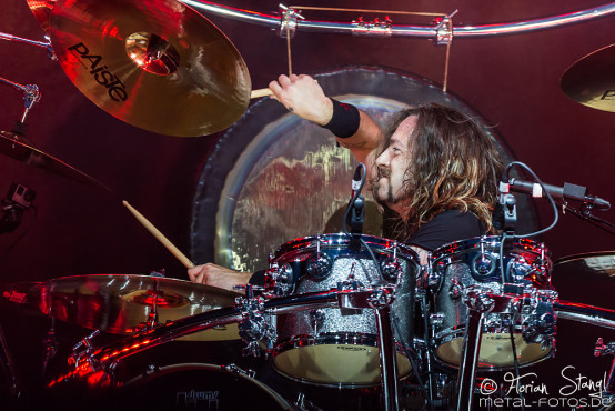 accept-bang-your-head-18-7-2015_0030