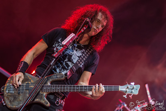 accept-bang-your-head-18-7-2015_0072