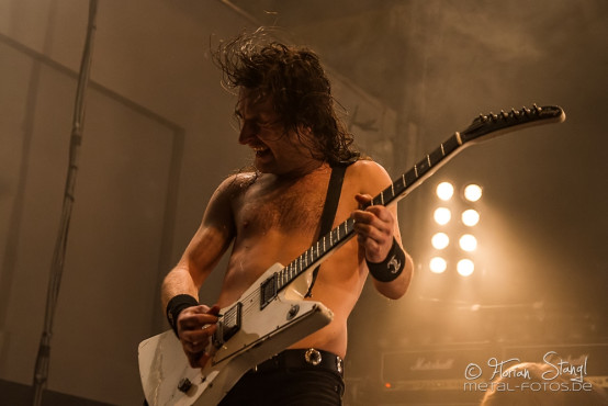 airbourne-kesselhaus-muenchen-10-11-2013_50