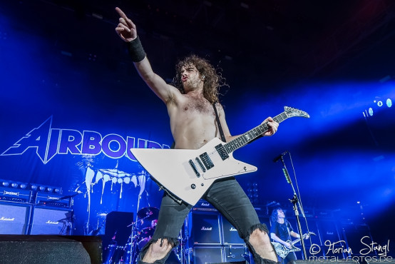 airbourne-rockavaria-30-05-2015_0008